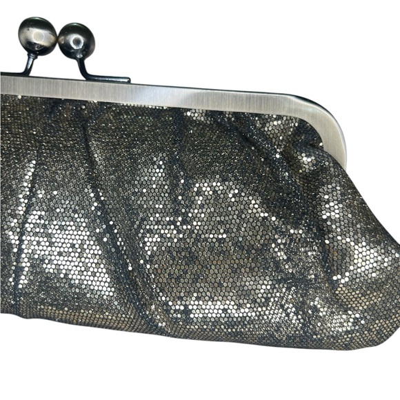 NWOT Metallic Sequined Clutch Purse for Women - Picture 4 of 15